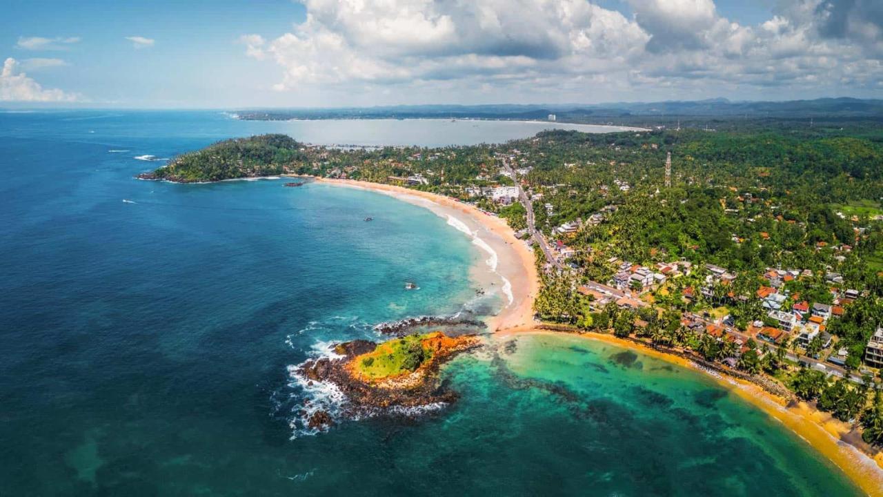 Rituale Guest House - Surf & Yoga Mirissa Bagian luar foto