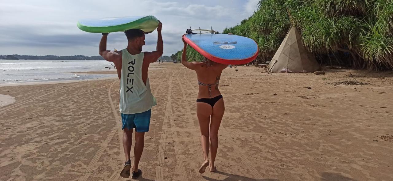 Rituale Guest House - Surf & Yoga Mirissa Bagian luar foto
